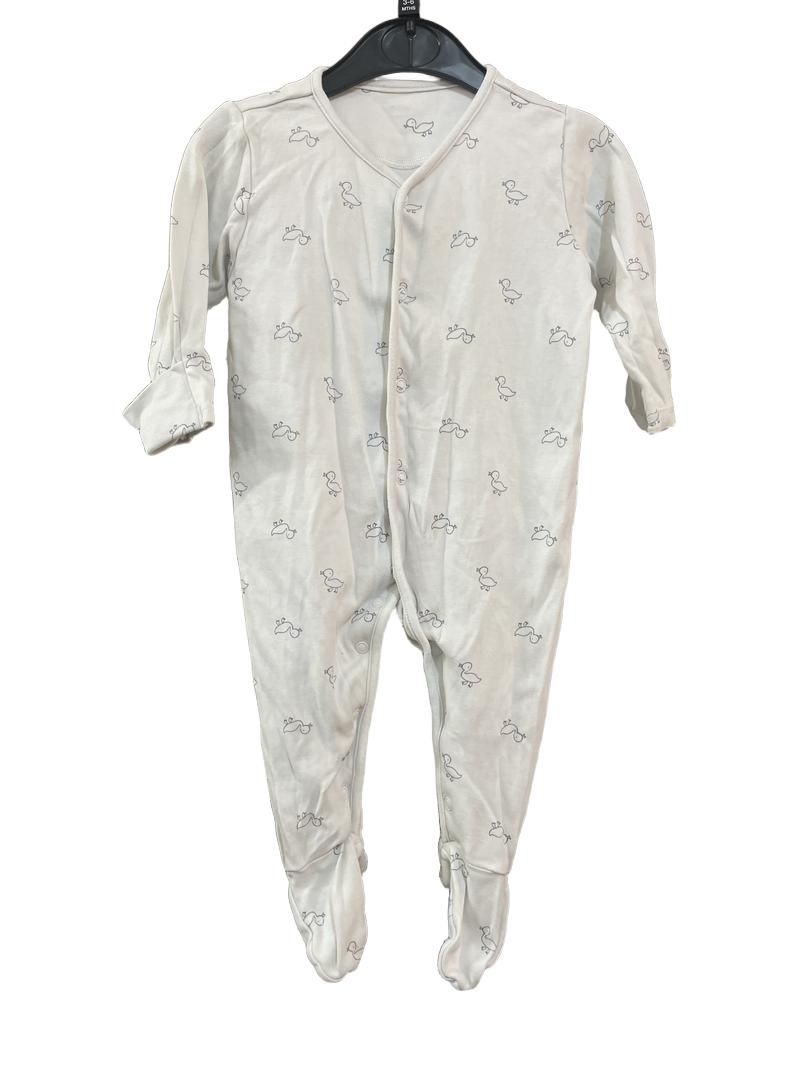 Preloved Marks & Spencer - White Sleepsuit With Duck Design. (3-6m)