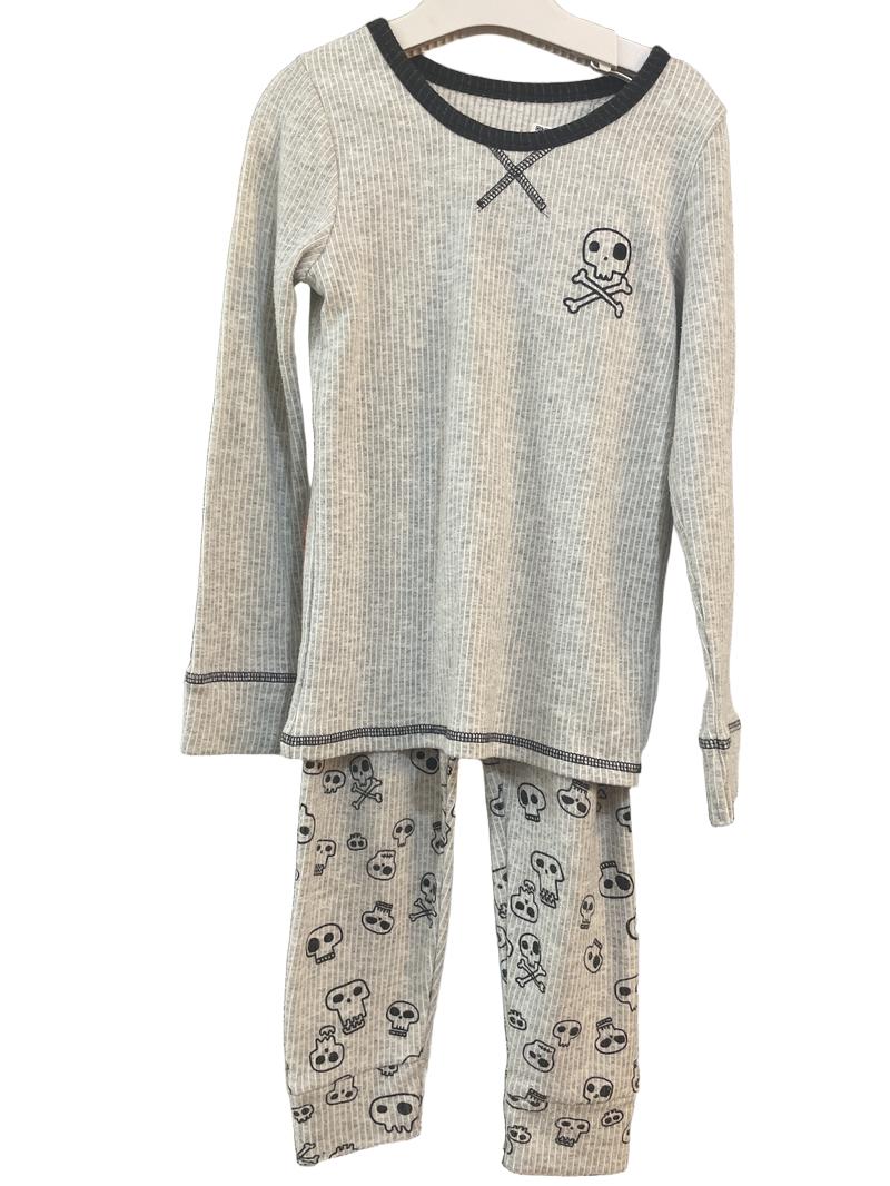 Preloved Red Fox - Gray Skull Long-sleeved Pyjama Set (6-7y)
