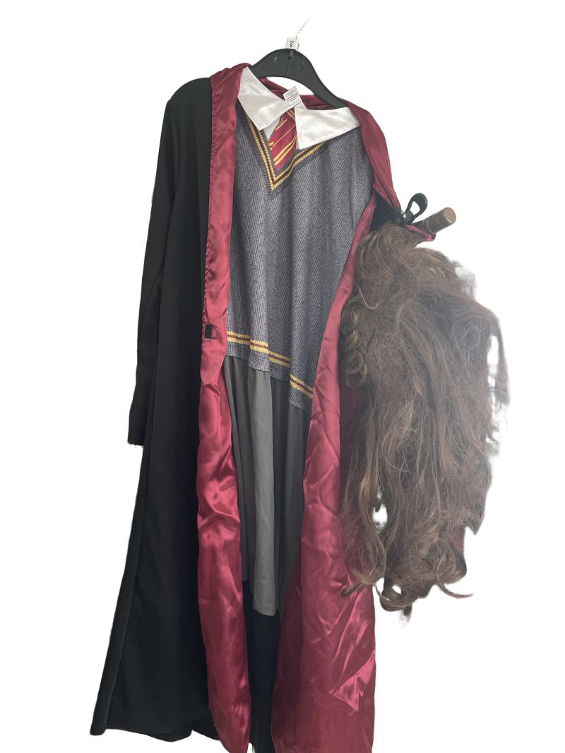 Preloved George - Harry Potter Hermione Granger Costume. (9-10y)