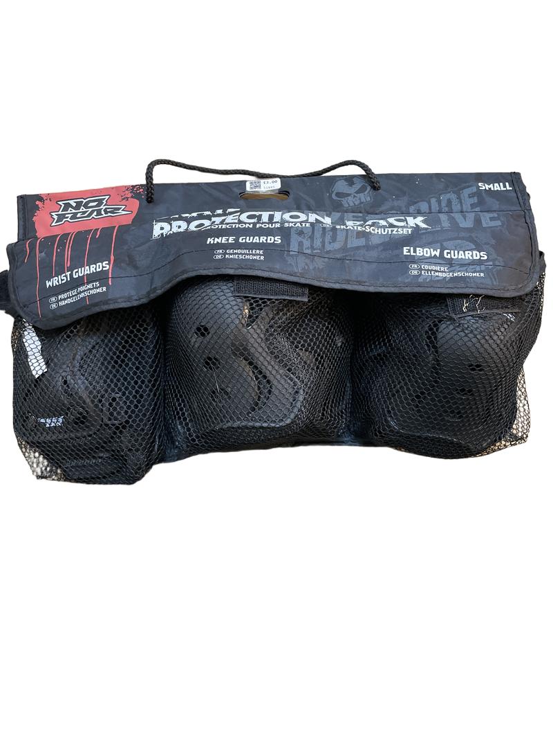 Preloved Toys - Skate Protection Pack - Wrist, Knee, And Elbow Guards - No Fear (Small)