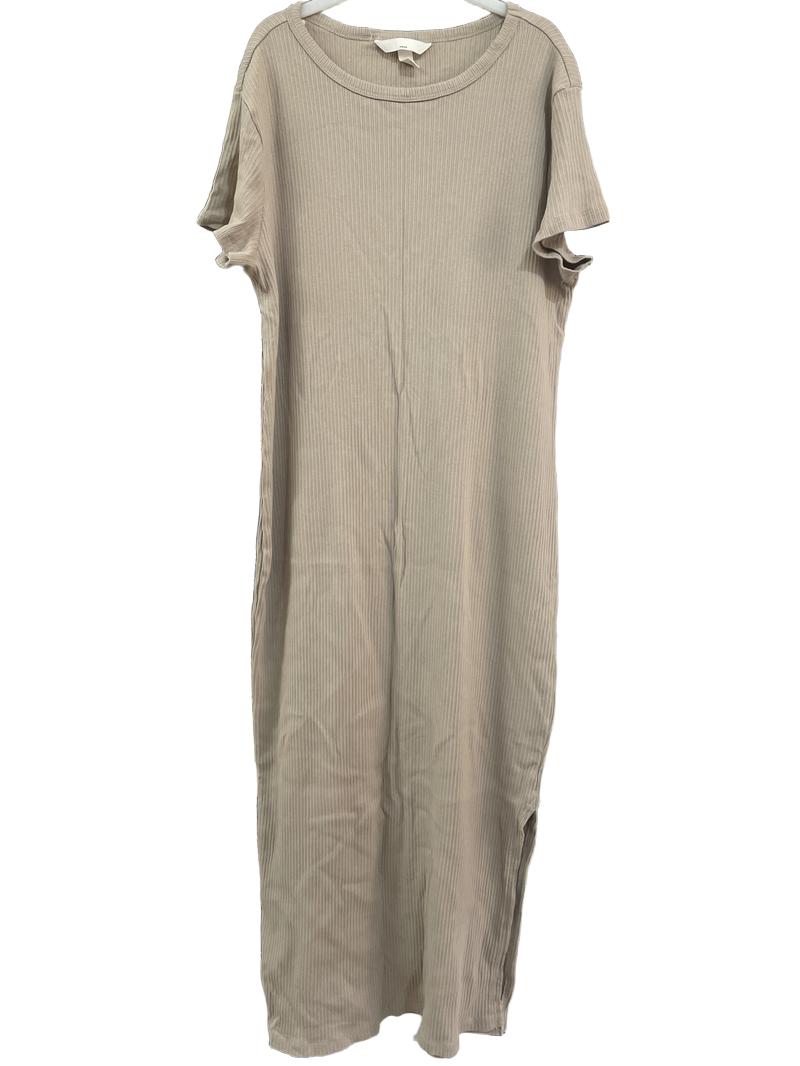 Preloved H&M Mama - Beige Ribbed Short Sleeve Midi/Maxi Maternity Dress. (Medium)