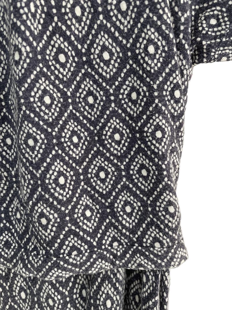 Preloved Jojo Maman Bebe - Navy White Pattern Short-sleeved Maternity Nursing Dress (Small)