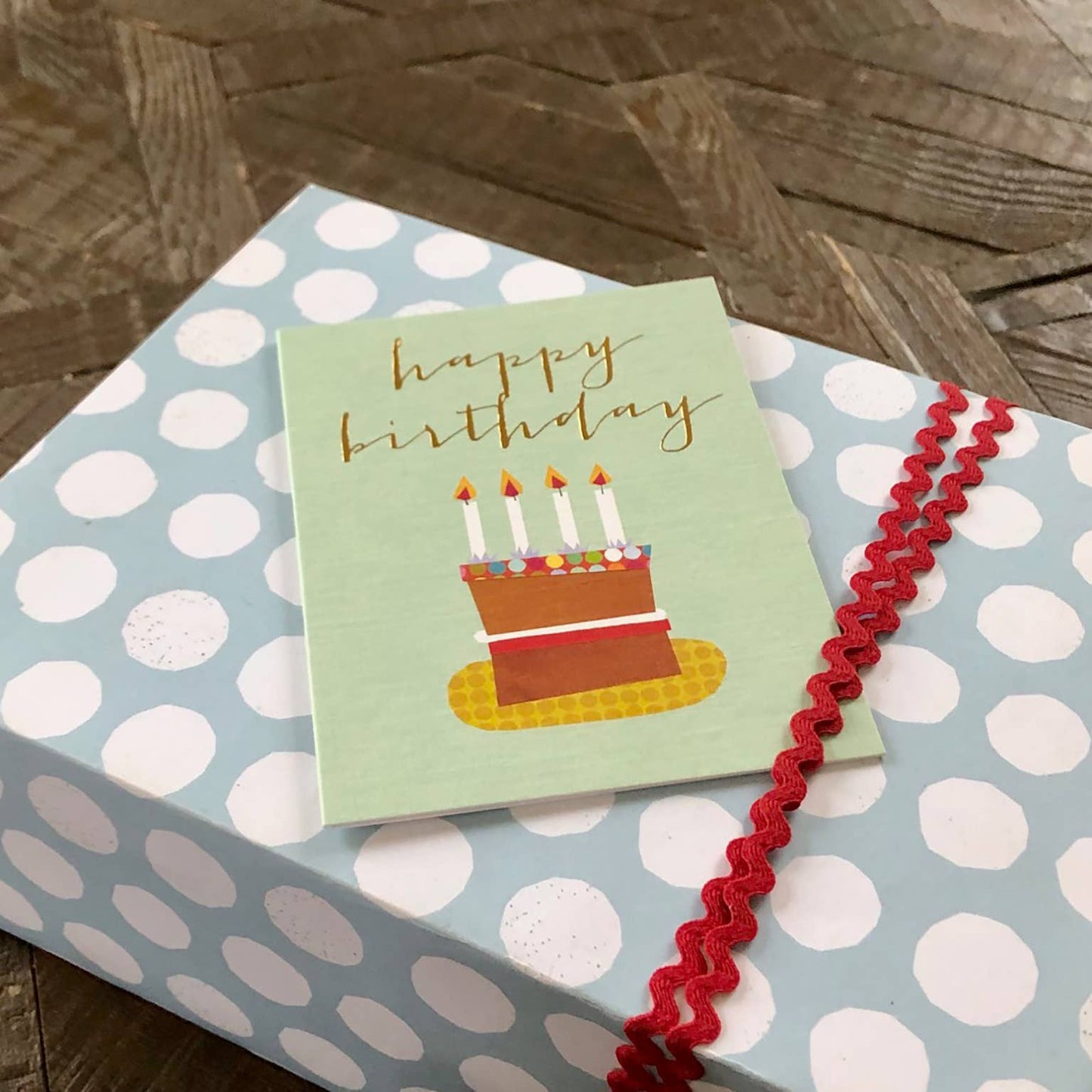 TW46 Mini Happy Birthday Cake Card with Gold Foiling