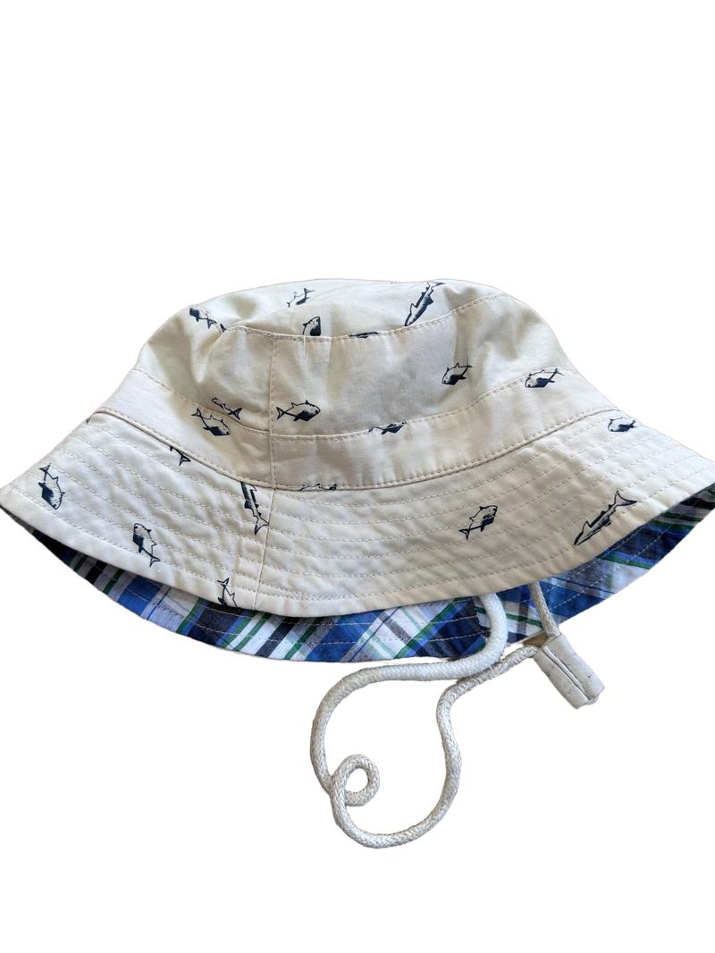 Preloved Unknown Brand - Cream Navy Fish Print Reversible Bucket Hat, Size 50 (18-24m, 2-3y, 3-4y)