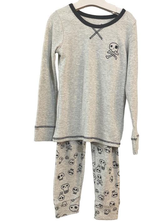 Preloved Red Fox - Gray Skull Long-sleeved Pyjama Set (6-7y)