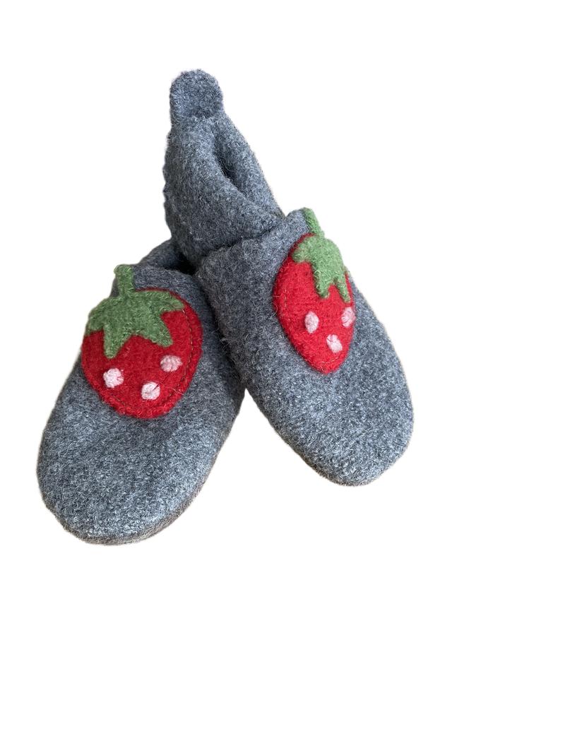 Preloved Pololo - Gray Strawberry House Shoes Slippers (8.5 UK, 9 UK, 9.5 UK)