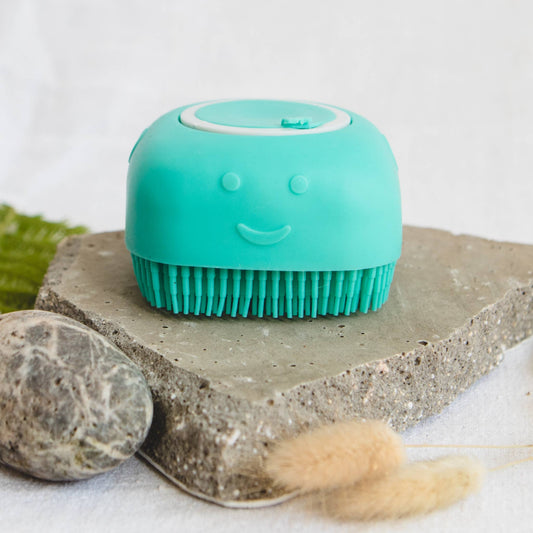 Shampoo brush