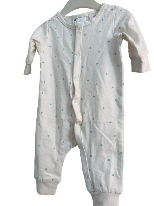 Preloved H&M - White With Blue Polka Dots Long-sleeved Sleepsuit (0-3m)