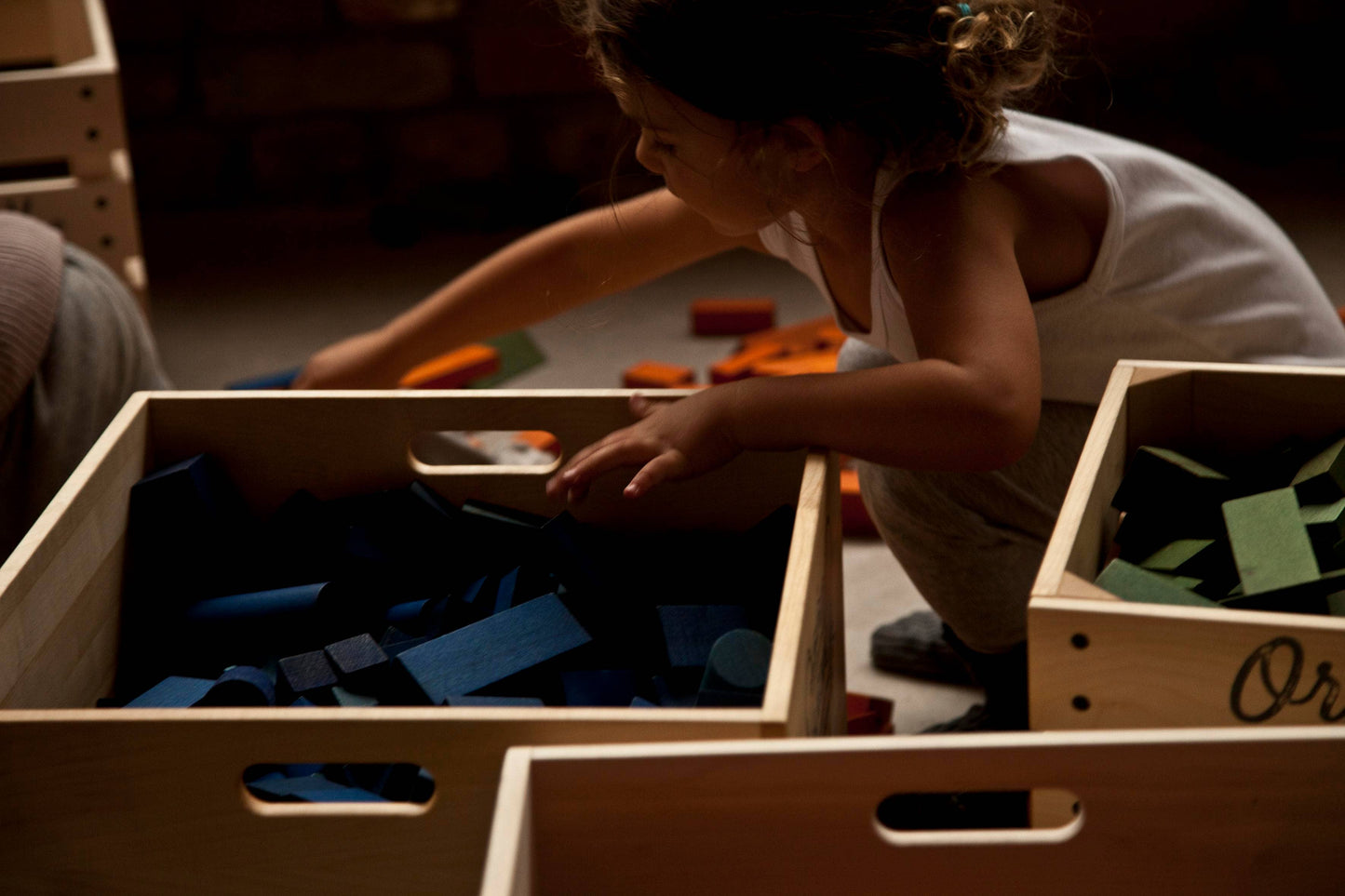 Wooden Blocks In Tray - 30 pcs Rainbow