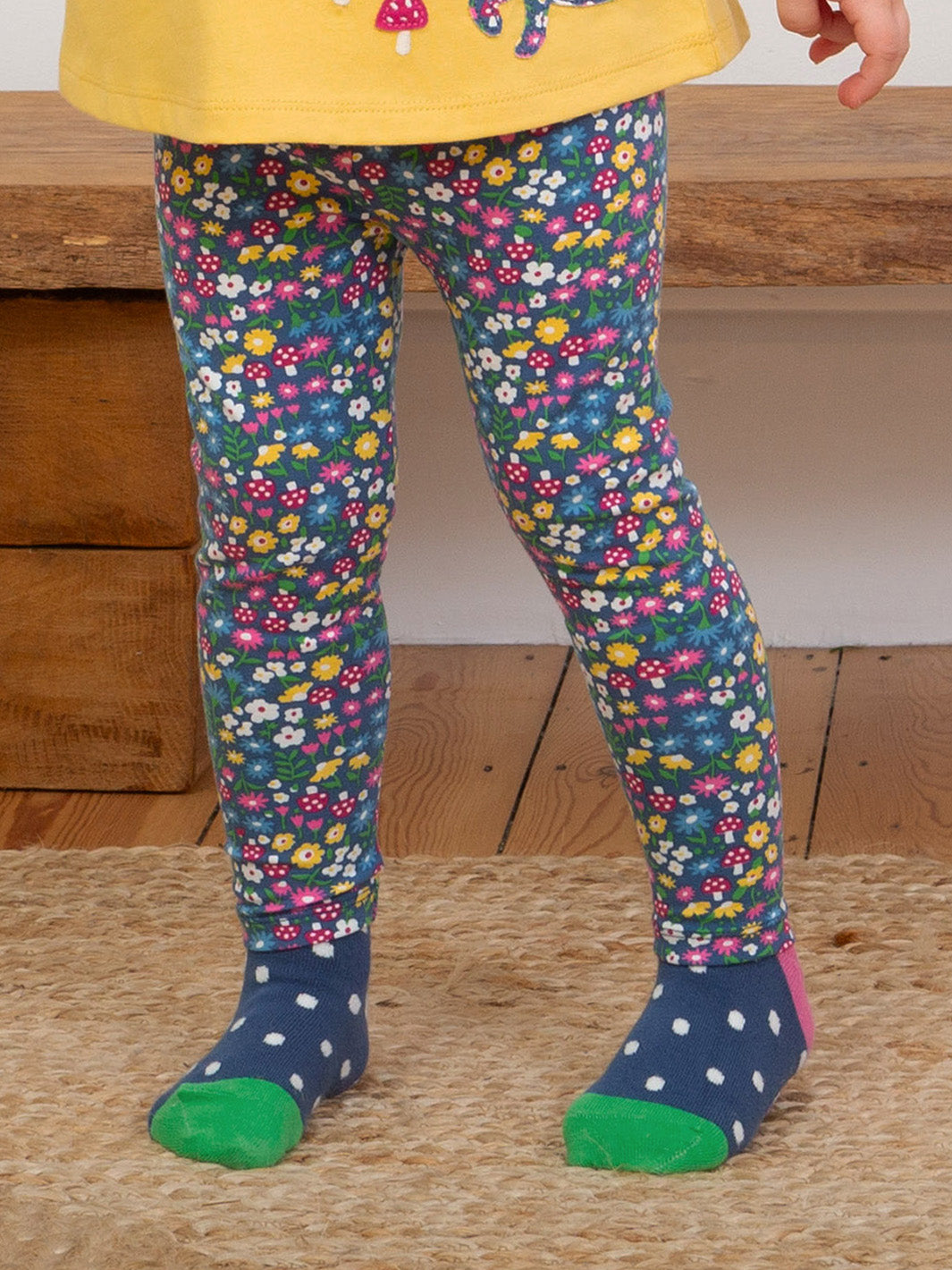 Kite Flower Socks