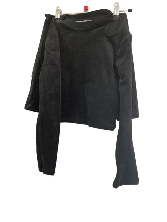 Preloved H&M - Black Velour Set Skirt And Long Sleeve Top. (Cut Out Detail Near Left Shoulder) (8-9y, 9-10y)
