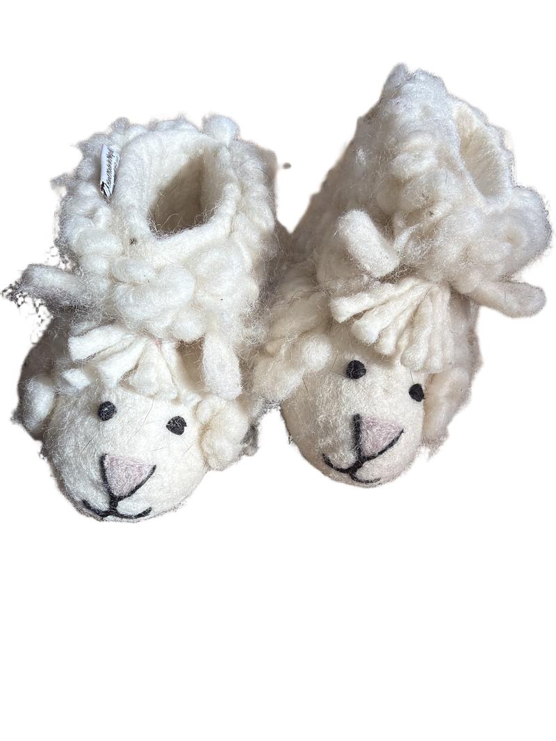 Preloved Sew Heart Felt ENGLAND - White Sheep Wool Slippers (2.5 UK, 3 UK, 3.5 UK, 4 UK)