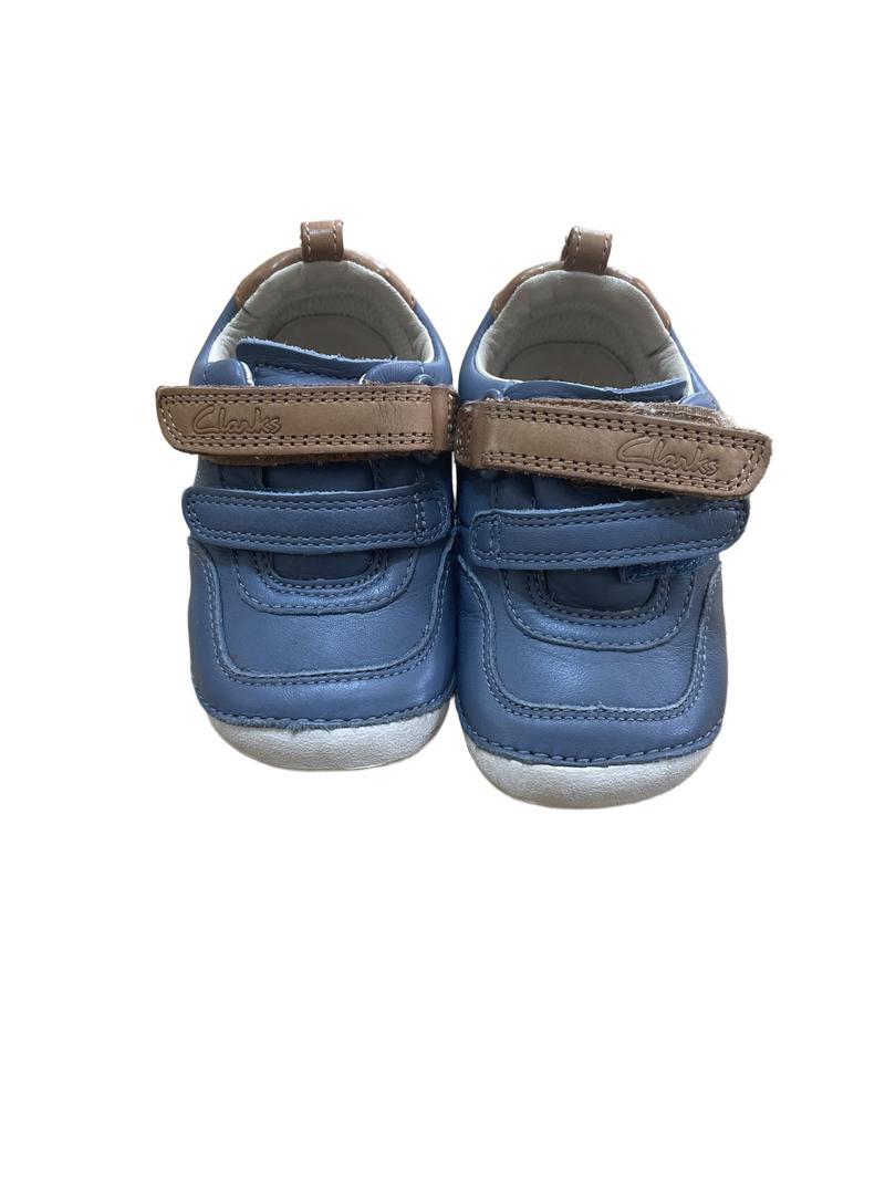 Preloved Clark's - First Shoes. Infant Blue Leather Shoes. (4.5 UK)