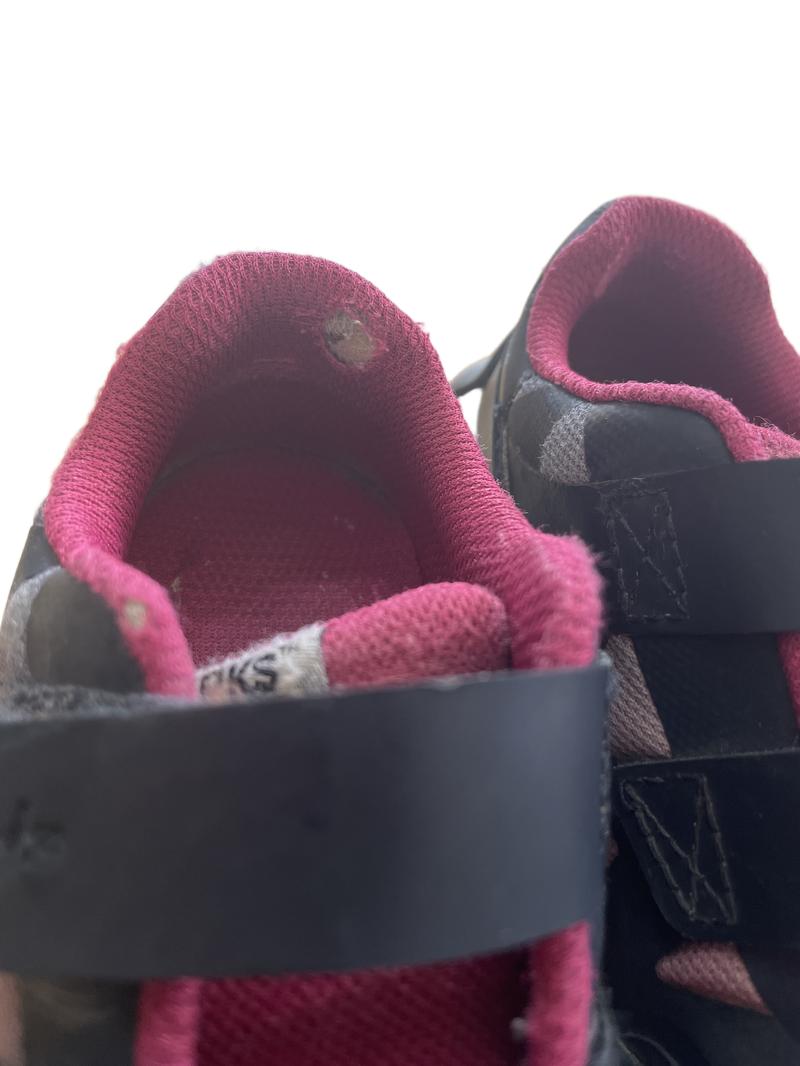 Preloved Clark's - Pink And Black/Navy Trainers. (10 UK)