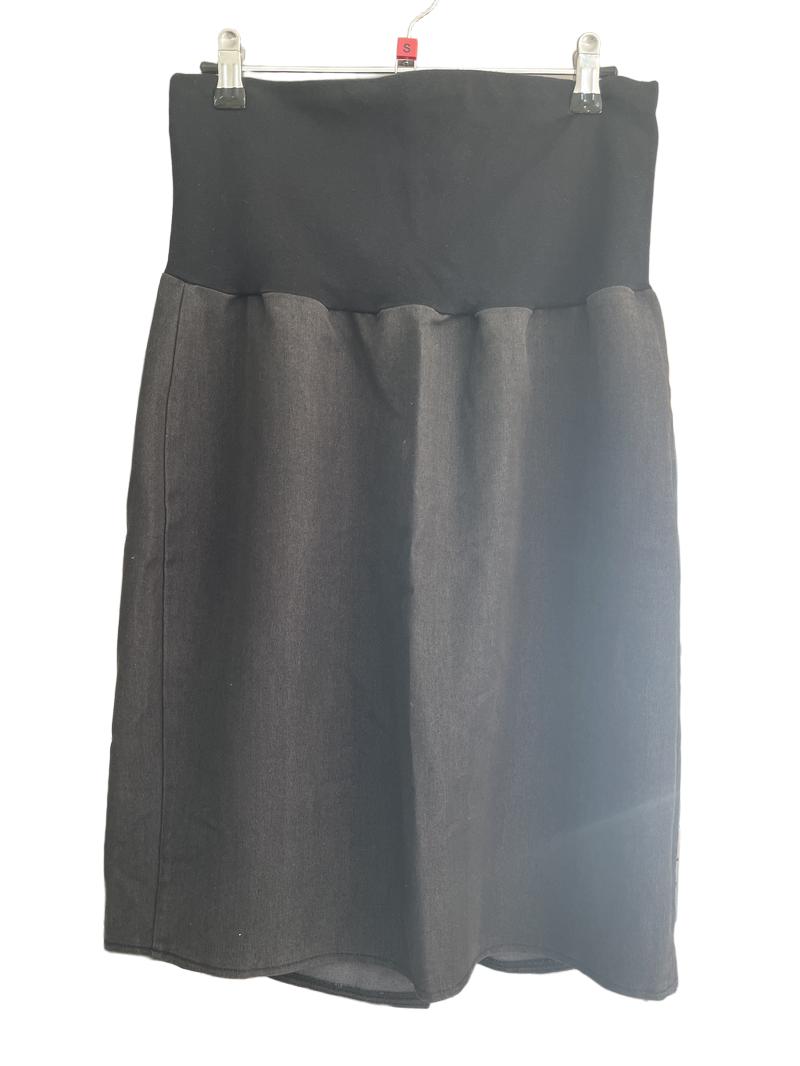Preloved GregX - Work/Smart Style Skirt. (Small)