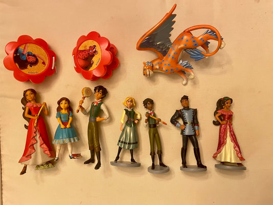 Elena of Avalor figures and castanets bundle