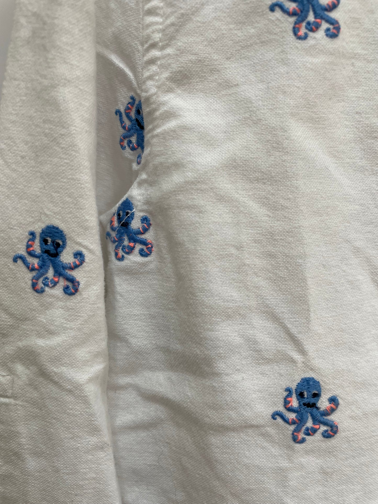 Preloved Marks & Spencer white octopus embroidery button down LS shirt 6-7y