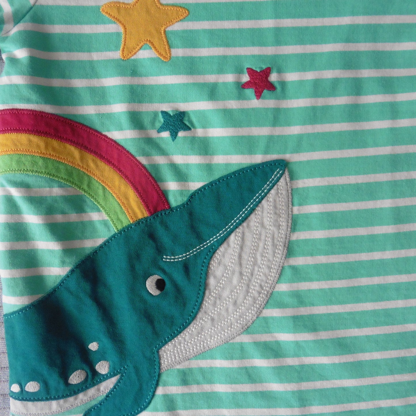 Preloved Frugi Long Sleeve top w/whale appliqué 8-9y