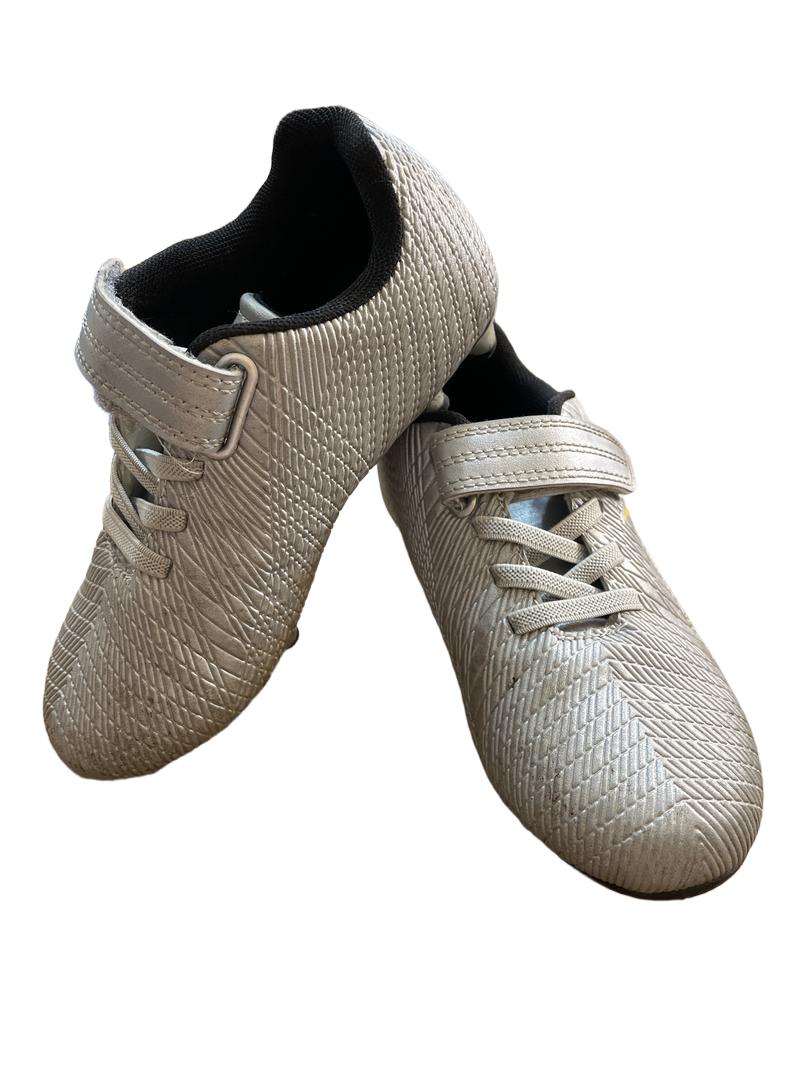 Preloved Lily & Dan - Silver Football Cleats Boots (11 UK)