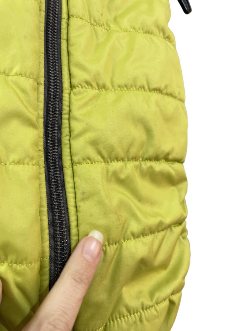 Preloved Uniqlo - Lime Green Puffer Gilet (18-24m)