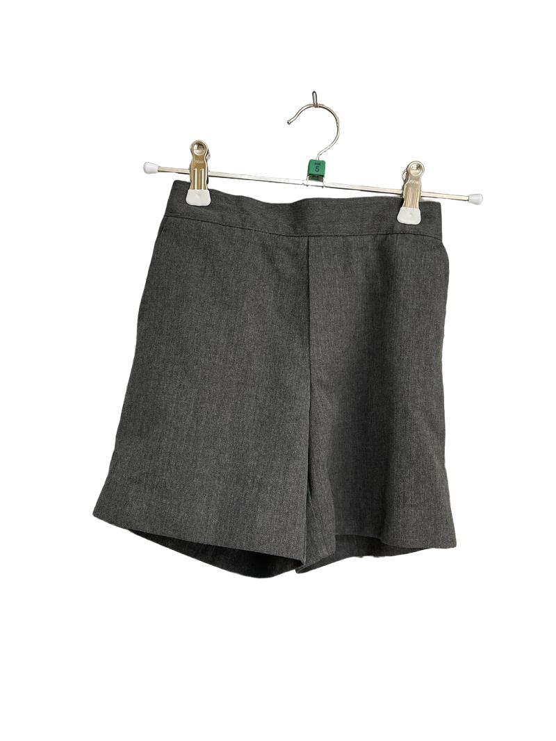 Preloved Unknown Brand - Gray School Shorts (5-6y)