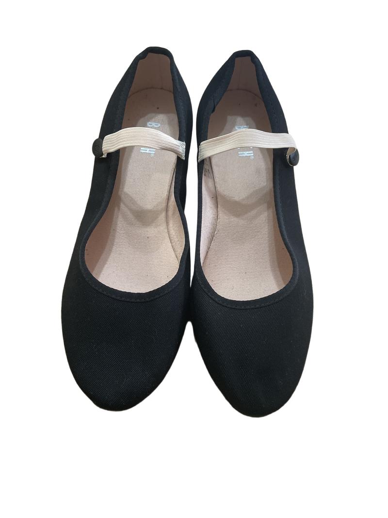 Preloved Bloch - Black Low Heel Canvas Dance Shoes. (3 UK)
